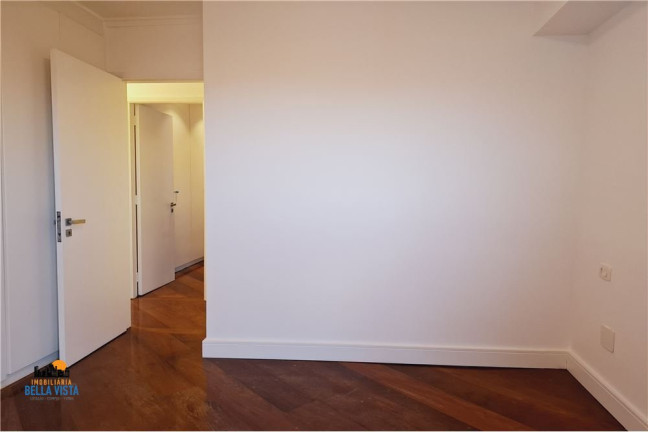 Imagem Apartamento com 3 Quartos à Venda, em Moema - São Paulo Imagem Apartamento com 3 Quartos à Venda, em Moema - São Paulo