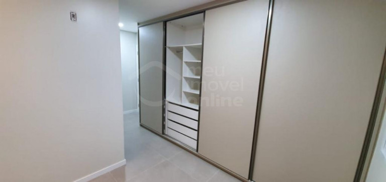 Imagem Apartamento com 3 Quartos à Venda, 79 m²
