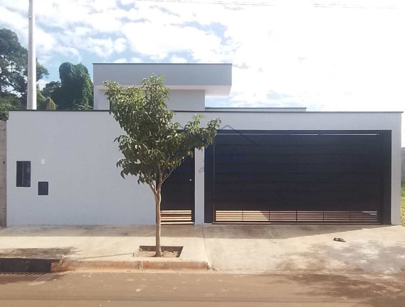 Casa com 2 Quartos à Venda, 250 m² em Jardim São João - Pirassununga
