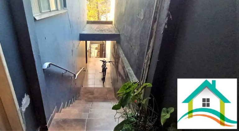 Imagem Sobrado com 2 Quartos à Venda, 182 m² em Vila Palmares - Santo André