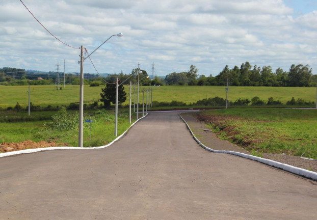 Terreno à Venda, 266 m² em Camobi - Santa Maria