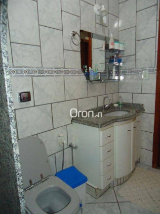 Imagem Sobrado com 4 Quartos à Venda, 393 m² em Vila Itatiaia - Goiânia