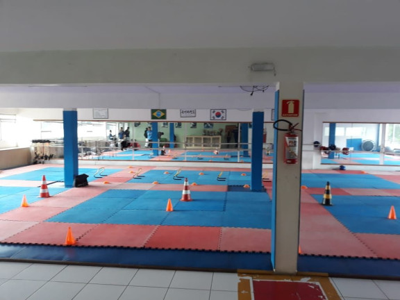 Imagem Ponto Comercial à Venda ou Locação, 1.410 m² em Centro - São José Dos Campos Imagem Ponto Comercial à Venda ou Locação, 1.410 m² em Centro - São José Dos Campos