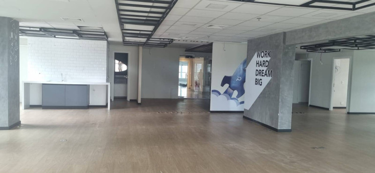 Imagem Sala Comercial para Alugar, 126 m² em Alphaville Centro Industrial E Empresarial/alphaville. - Barueri Imagem Sala Comercial para Alugar, 126 m² em Alphaville Centro Industrial E Empresarial/alphaville. - Barueri