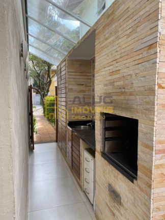 Imagem Casa com 3 Quartos à Venda, 110 m² em Umuarama - Osasco