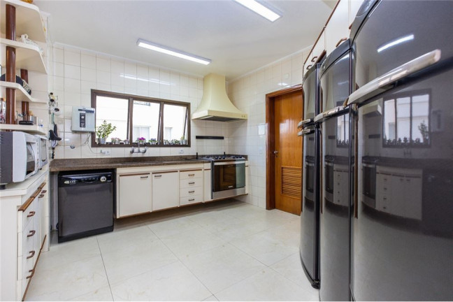 Imagem Apartamento com 3 Quartos à Venda, 200 m² em Moema - São Paulo