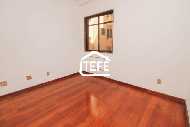 Imagem Apartamento com 4 Quartos à Venda, 166 m² em Tijuca - Rio De Janeiro Imagem Apartamento com 4 Quartos à Venda, 166 m² em Tijuca - Rio De Janeiro
