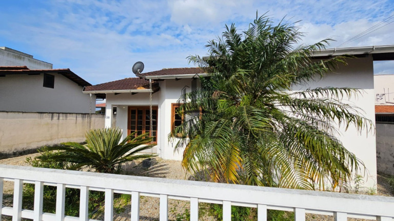 Imagem Casa com 2 Quartos à Venda, 120 m² em Dom Joaquim - Brusque