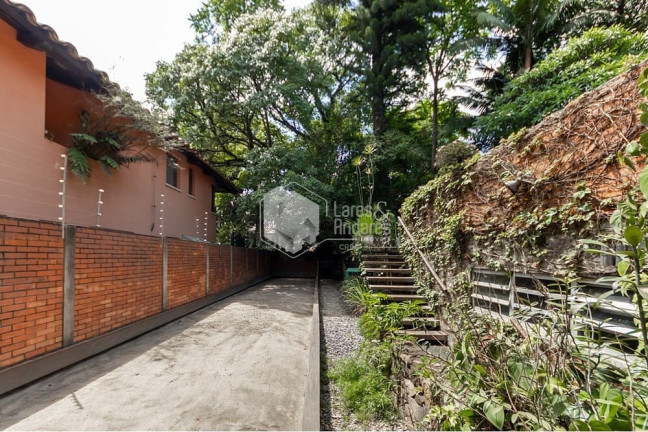 Imagem Casa com 4 Quartos à Venda, 490 m² em Cidade Jardim - São Paulo Imagem Casa com 4 Quartos à Venda, 490 m² em Cidade Jardim - São Paulo