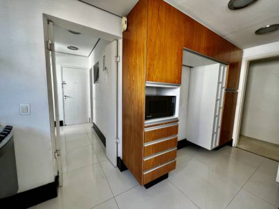 Imagem Imóvel com 3 Quartos à Venda, 220 m² em Campo Belo - São Paulo Imagem Imóvel com 3 Quartos à Venda, 220 m² em Campo Belo - São Paulo