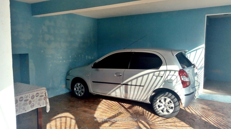 Imagem Casa com 3 Quartos à Venda, 288 m² em Vila Aparecida - Jundiaí