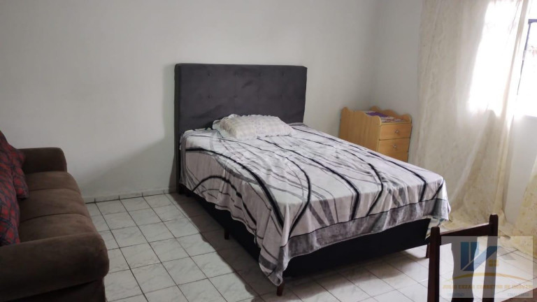 Imagem Casa com 2 Quartos à Venda, 120 m² em Xaxim - Curitiba Imagem Casa com 2 Quartos à Venda, 120 m² em Xaxim - Curitiba