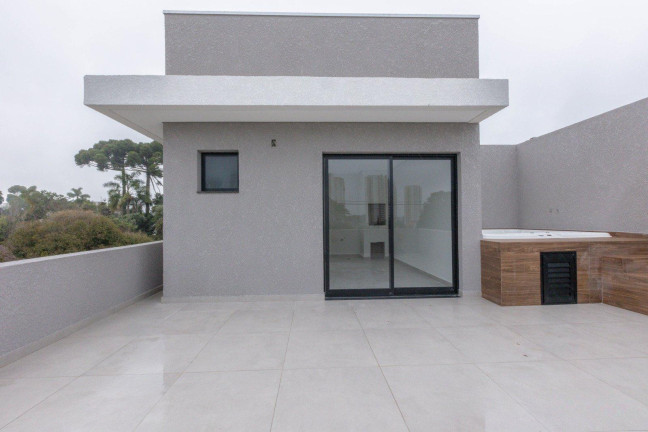 Casa de Condomínio com 3 Quartos à Venda, 177 m² em Campo Comprido - Curitiba