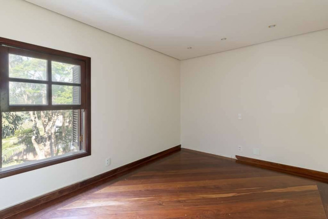 Imagem Casa com 5 Quartos à Venda, em Pousada Dos Bandeirantes - Carapicuíba Imagem Casa com 5 Quartos à Venda, em Pousada Dos Bandeirantes - Carapicuíba