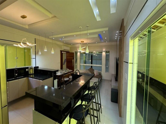Imagem Casa com 3 Quartos à Venda, 157 m² em Caiçara - Praia Grande Imagem Casa com 3 Quartos à Venda, 157 m² em Caiçara - Praia Grande