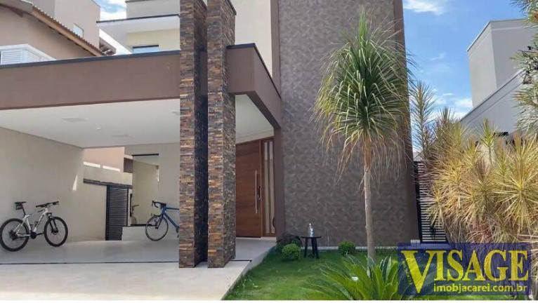 Casa com 4 Quartos à Venda,  em Golden Park - Jacareí
