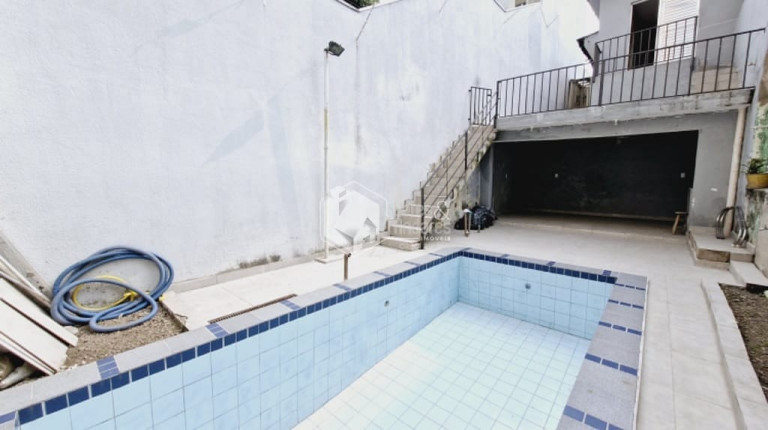 Imagem Casa com 3 Quartos à Venda, 210 m² em Vila Moreira - São Paulo