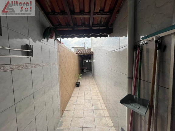 Imagem Sobrado com 2 Quartos à Venda, 150 m² em Nova Mirim - Praia Grande Imagem Sobrado com 2 Quartos à Venda, 150 m² em Nova Mirim - Praia Grande