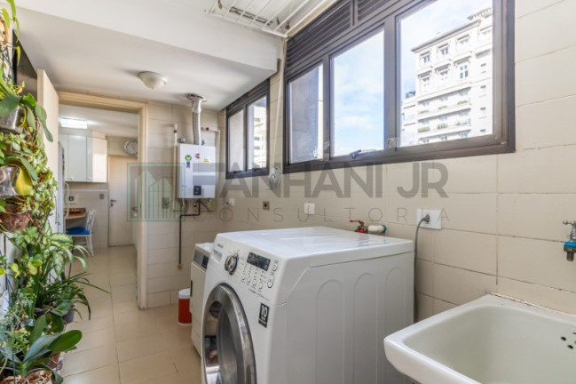 Imagem Imóvel com 3 Quartos à Venda, 144 m² em Jardim Europa - São Paulo Imagem Imóvel com 3 Quartos à Venda, 144 m² em Jardim Europa - São Paulo