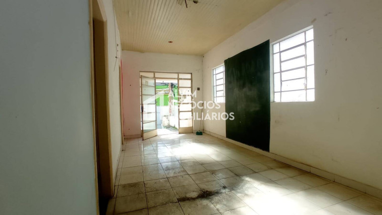 Imagem Casa com 4 Quartos à Venda, 227 m² em Centro - São José Dos Campos