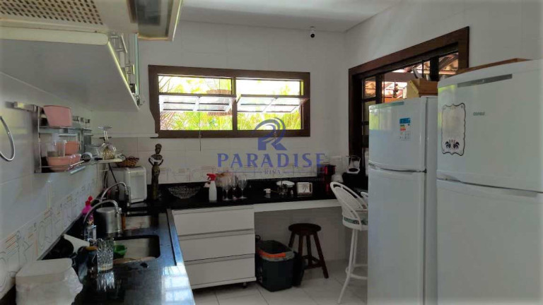 Imagem Casa com 5 Quartos à Venda, 325 m² em Guarajuba - Camaçari