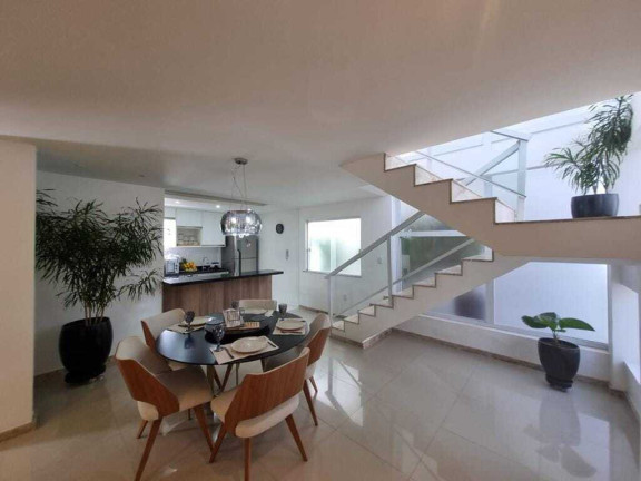 Imagem Casa com 4 Quartos à Venda, 243 m² em Pitangueiras - Lauro De Freitas Imagem Casa com 4 Quartos à Venda, 243 m² em Pitangueiras - Lauro De Freitas