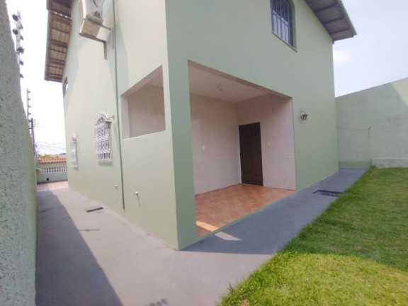 Imagem Casa com 3 Quartos à Venda, 213 m² em Parque 10 De Novembro - Manaus