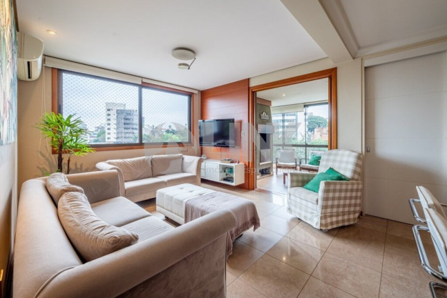 Imagem Apartamento com 3 Quartos à Venda, 117 m² em Petrópolis - Porto Alegre