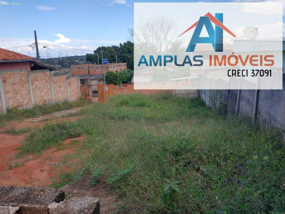 Imagem Terreno à Venda, 360 m² em Araças 3º Seção - Mateus Leme