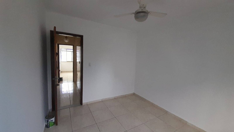 Imagem Apartamento com 3 Quartos à Venda, em Centro - São Gonçalo Imagem Apartamento com 3 Quartos à Venda, em Centro - São Gonçalo