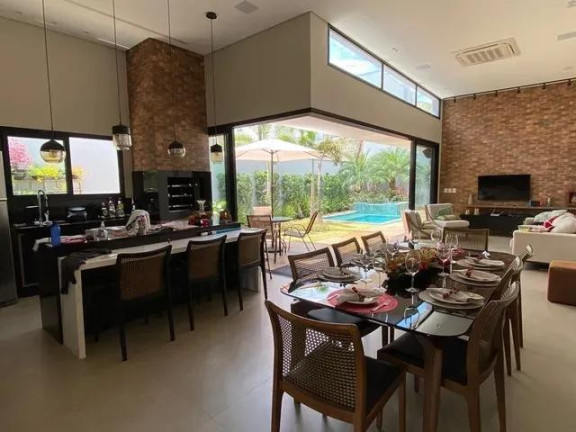 Imagem Casa com 3 Quartos à Venda, 250 m² em Condomínio Residencial Florais Dos Lagos - Cuiabá Imagem Casa com 3 Quartos à Venda, 250 m² em Condomínio Residencial Florais Dos Lagos - Cuiabá