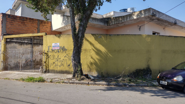 Imagem Casa com 1 Quarto à Venda, 76 m² em Parque Erasmo Assunção - Santo André Imagem Casa com 1 Quarto à Venda, 76 m² em Parque Erasmo Assunção - Santo André