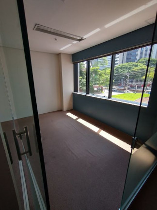 Sala Comercial à Venda, 54 m² em Brooklin - São Paulo
