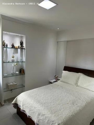 Imagem Apartamento com 4 Quartos à Venda, 122 m² em Casa Forte - Recife