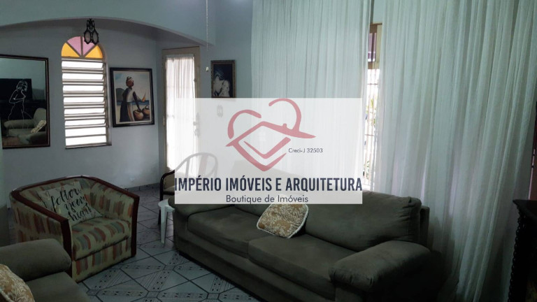 Imagem Casa com 3 Quartos à Venda, em Centro - Caraguatatuba Imagem Casa com 3 Quartos à Venda, em Centro - Caraguatatuba