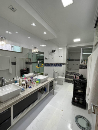 Imagem Apartamento com 3 Quartos à Venda, 245 m² em Parque Flamboyant - Campos Dos Goytacazes Imagem Apartamento com 3 Quartos à Venda, 245 m² em Parque Flamboyant - Campos Dos Goytacazes