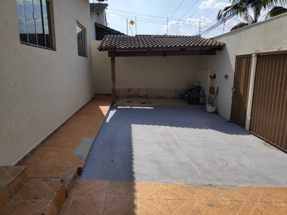 Imagem Casa com 4 Quartos à Venda, 100 m² em Setor Faiçalville - Goiânia Imagem Casa com 4 Quartos à Venda, 100 m² em Setor Faiçalville - Goiânia