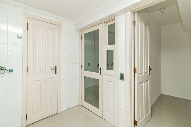 Imagem Imóvel com 3 Quartos à Venda, em Petrópolis - Porto Alegre Imagem Imóvel com 3 Quartos à Venda, em Petrópolis - Porto Alegre