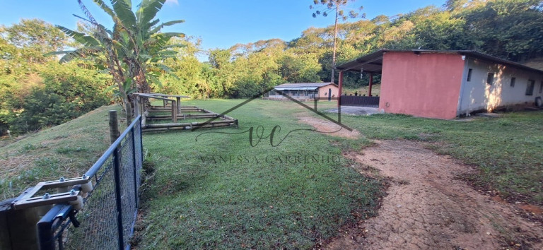 Imagem Imóvel com 2 Quartos à Venda, 4.305 m² em Jardim Camargo (canguera) - São Roque