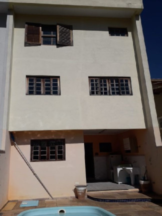 Imagem Casa com 3 Quartos à Venda, 233 m² em Vila Floresta - Santo André