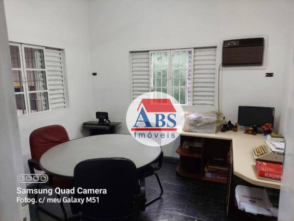 Imagem Casa com 3 Quartos à Venda, 270 m² em Vila Elizabeth - Cubatão Imagem Casa com 3 Quartos à Venda, 270 m² em Vila Elizabeth - Cubatão