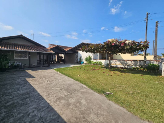 Imagem Casa com 3 Quartos à Venda, 160 m² em Salinas - Balneário Barra Do Sul