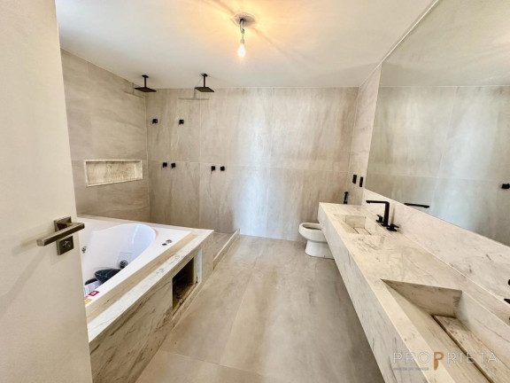 Imagem Casa de Condomínio com 4 Quartos à Venda, 500 m² em Barra Da Tijuca - Rio De Janeiro Imagem Casa de Condomínio com 4 Quartos à Venda, 500 m² em Barra Da Tijuca - Rio De Janeiro