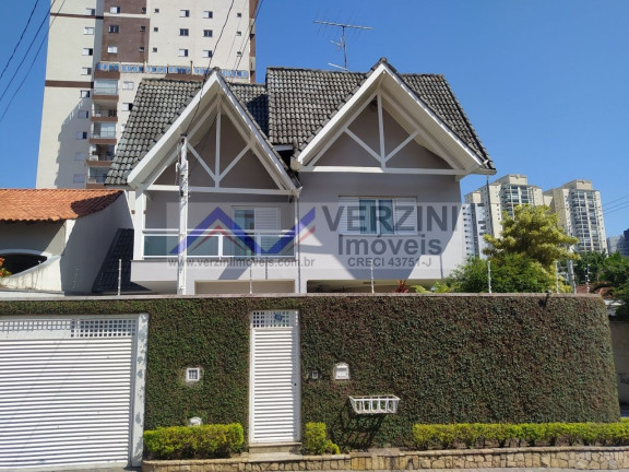 Casa com 4 Quartos à Venda, 451 m² em Vila Galvão - Guarulhos