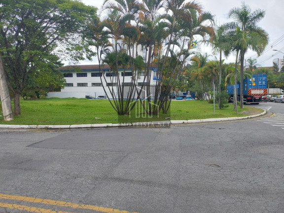 Imagem Terreno para Alugar, 1.740 m² em Alphaville - Santana De Parnaíba Imagem Terreno para Alugar, 1.740 m² em Alphaville - Santana De Parnaíba