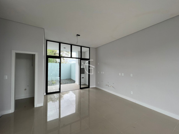 Imagem Casa com 3 Quartos à Venda, 203 m² em Saguaçu - Joinville Imagem Casa com 3 Quartos à Venda, 203 m² em Saguaçu - Joinville