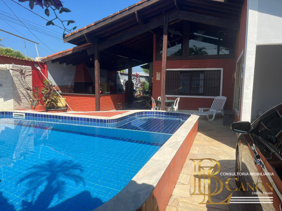 Casa com 3 Quartos à Venda,  em Grandesp - Itanhaém