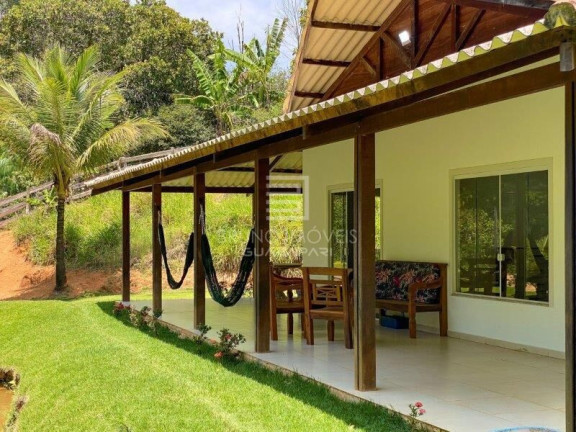 Imóvel com 3 Quartos à Venda, 240.000 m² em Comunidade Urbana De Iguape - Guarapari