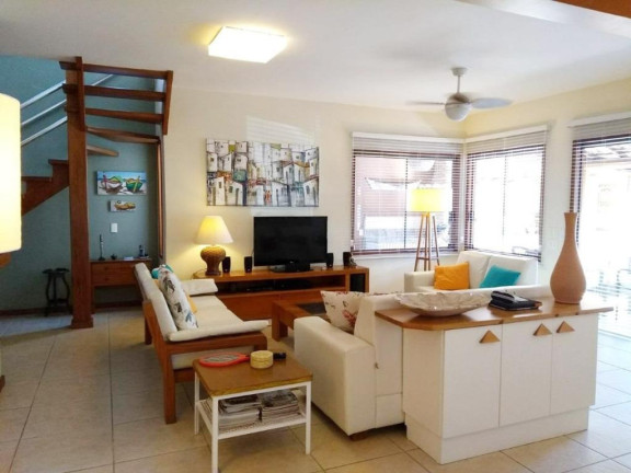 Imagem Casa com 4 Quartos à Venda, em Portinho - Cabo Frio Imagem Casa com 4 Quartos à Venda, em Portinho - Cabo Frio