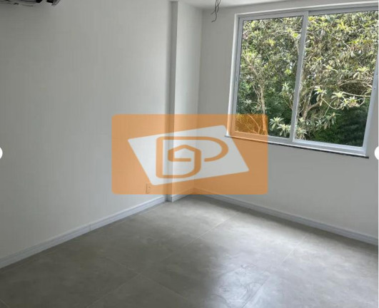 Imagem Apartamento com 2 Quartos à Venda, 67 m² em Retiro - Petrópolis